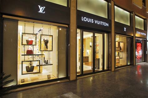 boutique louis vuitton palermo|louis vuitton palermo port.